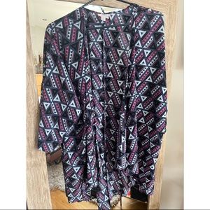LuLaRoe “Lindsay” Kimono ✨